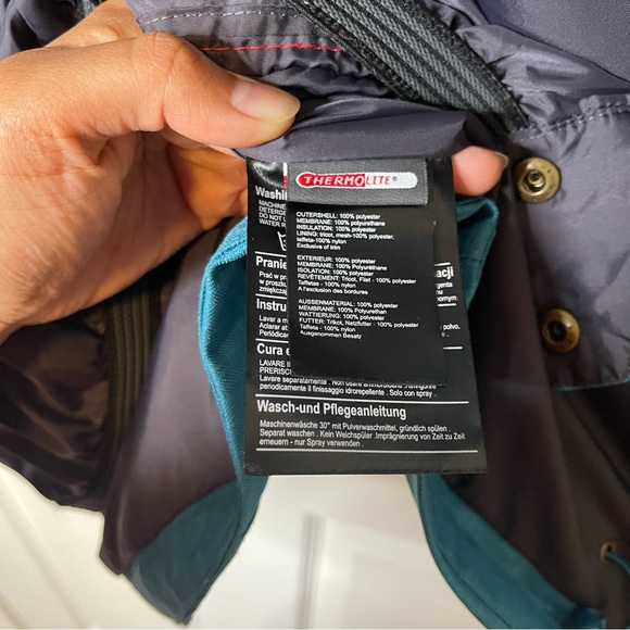 BURTON DA NANG TEAL SNOWBOARDING JACKET
SIZE XS - Picture 14 of 17